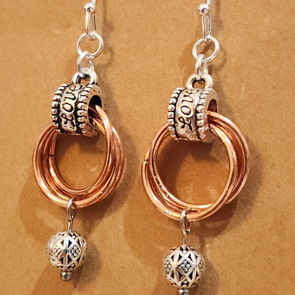 Artisan Crafted Bright Silver and Copper & Silver Spiral Chain Maile Earrings - Picture 4 of 10